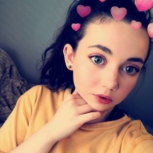 Meet your Posher, Karissa